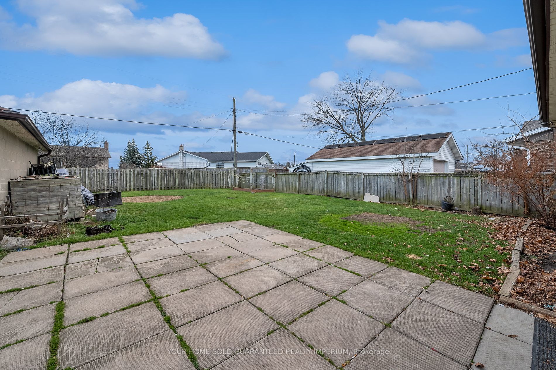 116 Collier Road S