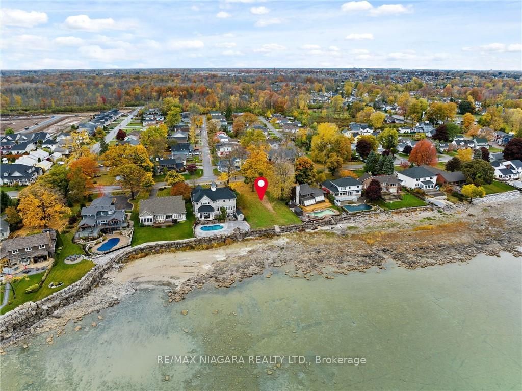 695 LAKESHORE Road