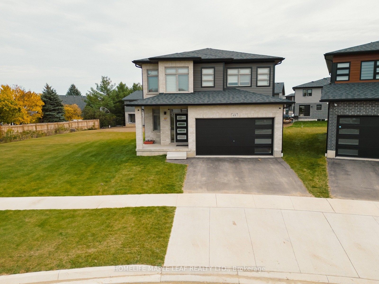 68 Moon Crescent