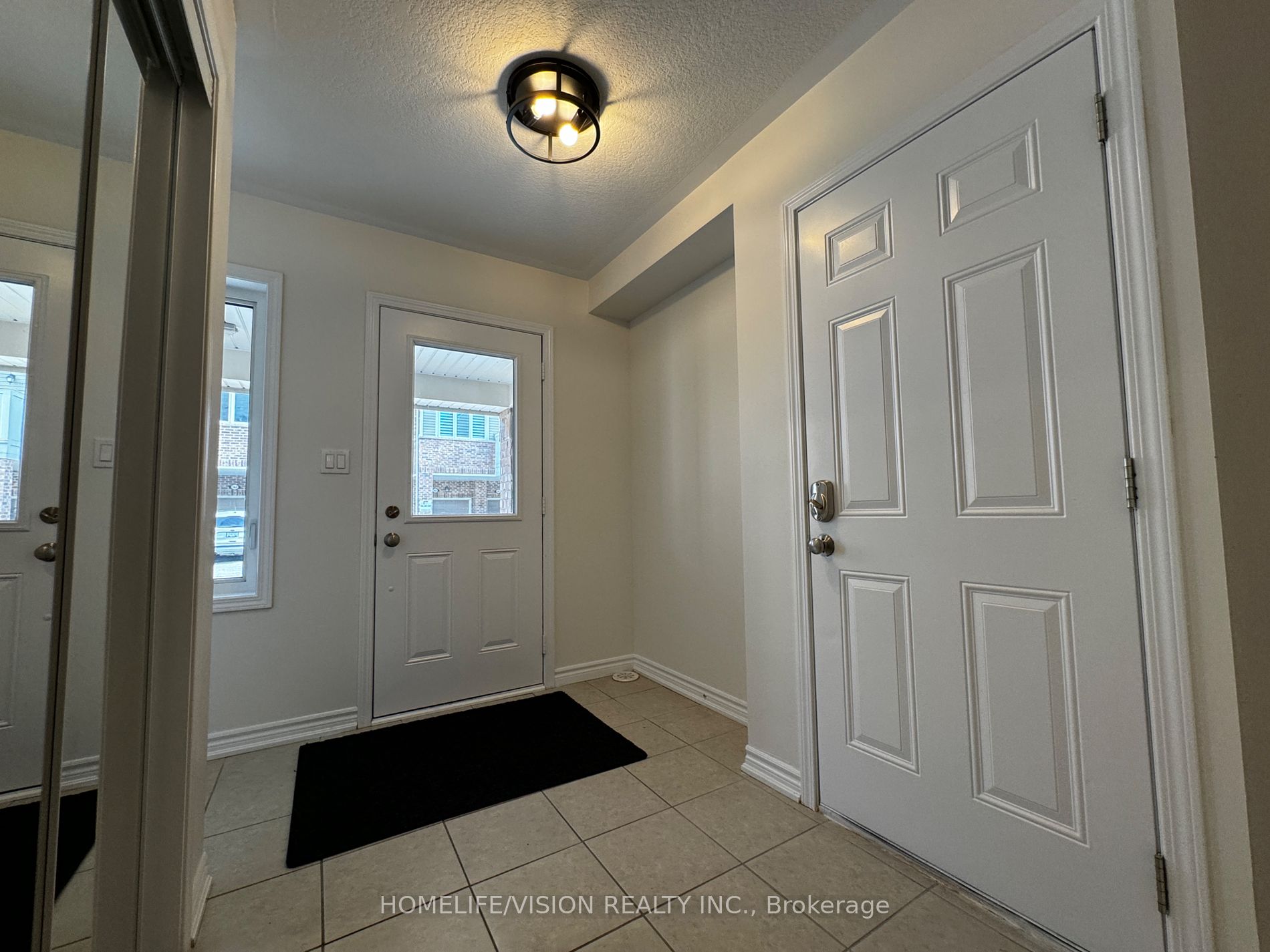 552 Goldenrod Lane, #-