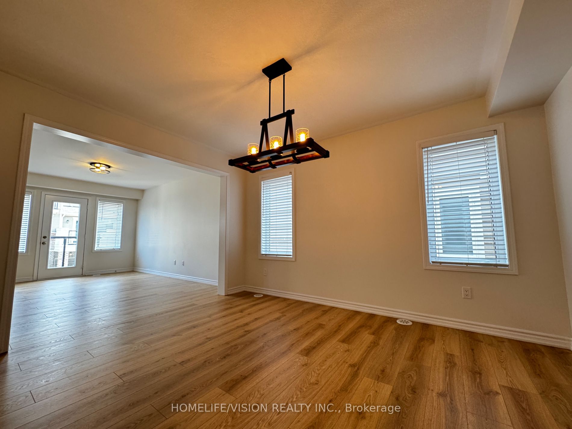552 Goldenrod Lane, #-