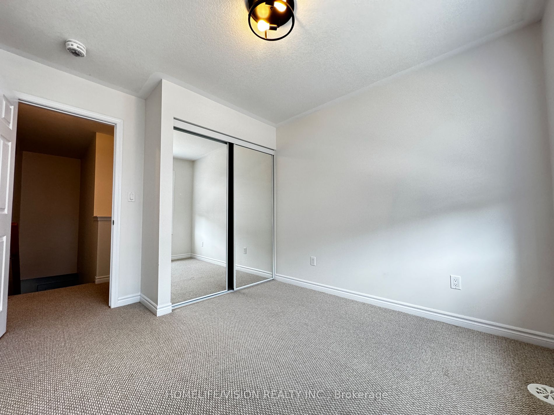 552 Goldenrod Lane, #-