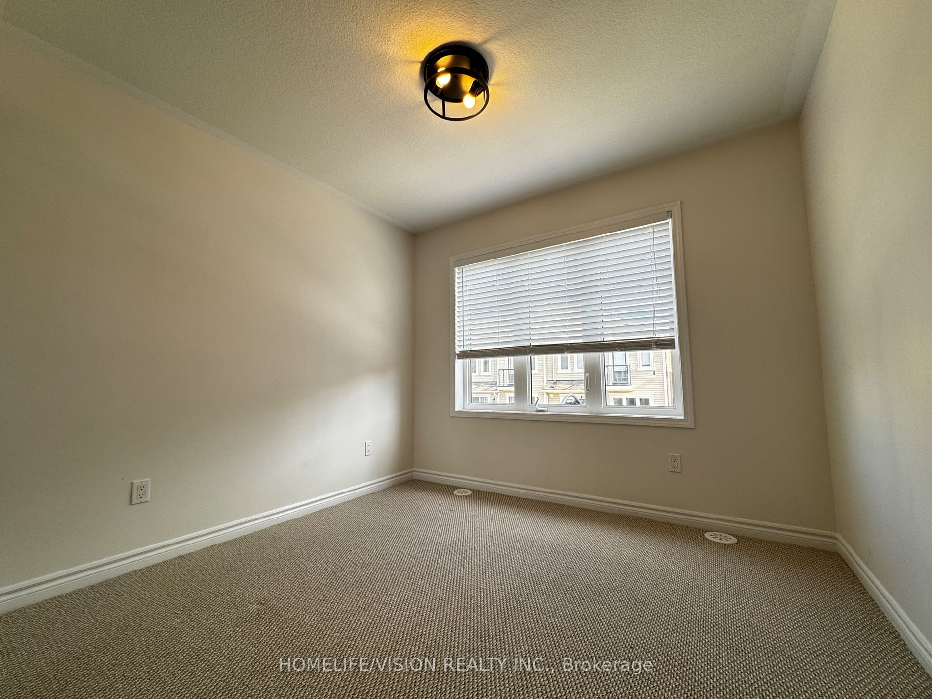 552 Goldenrod Lane, #-
