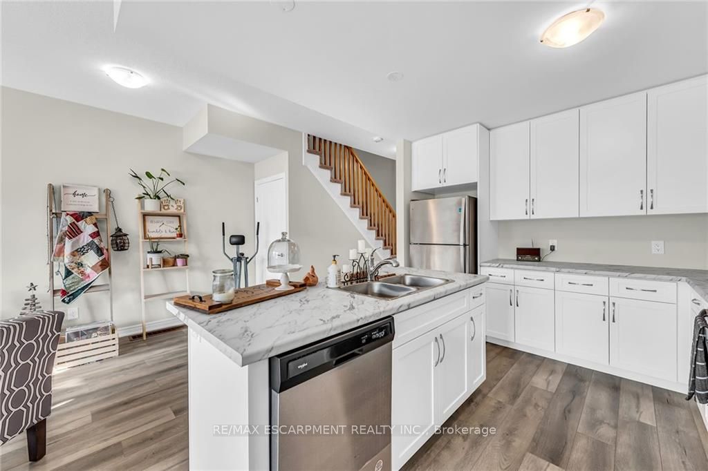 27 Rachel Dr, #21