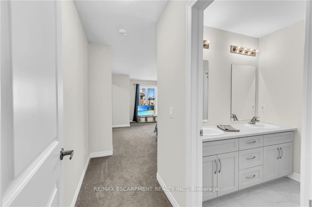 27 Rachel Dr, #21