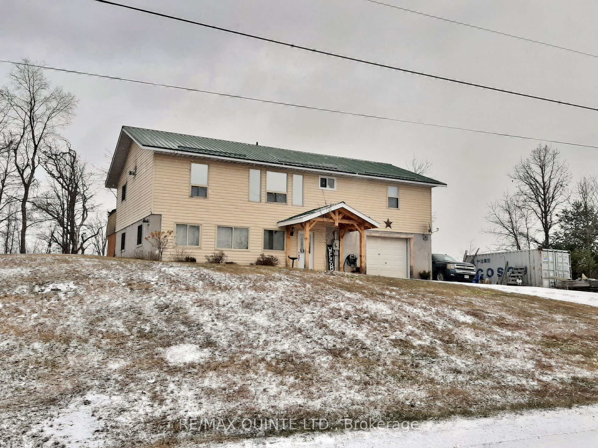 180 Skootamatta Lane