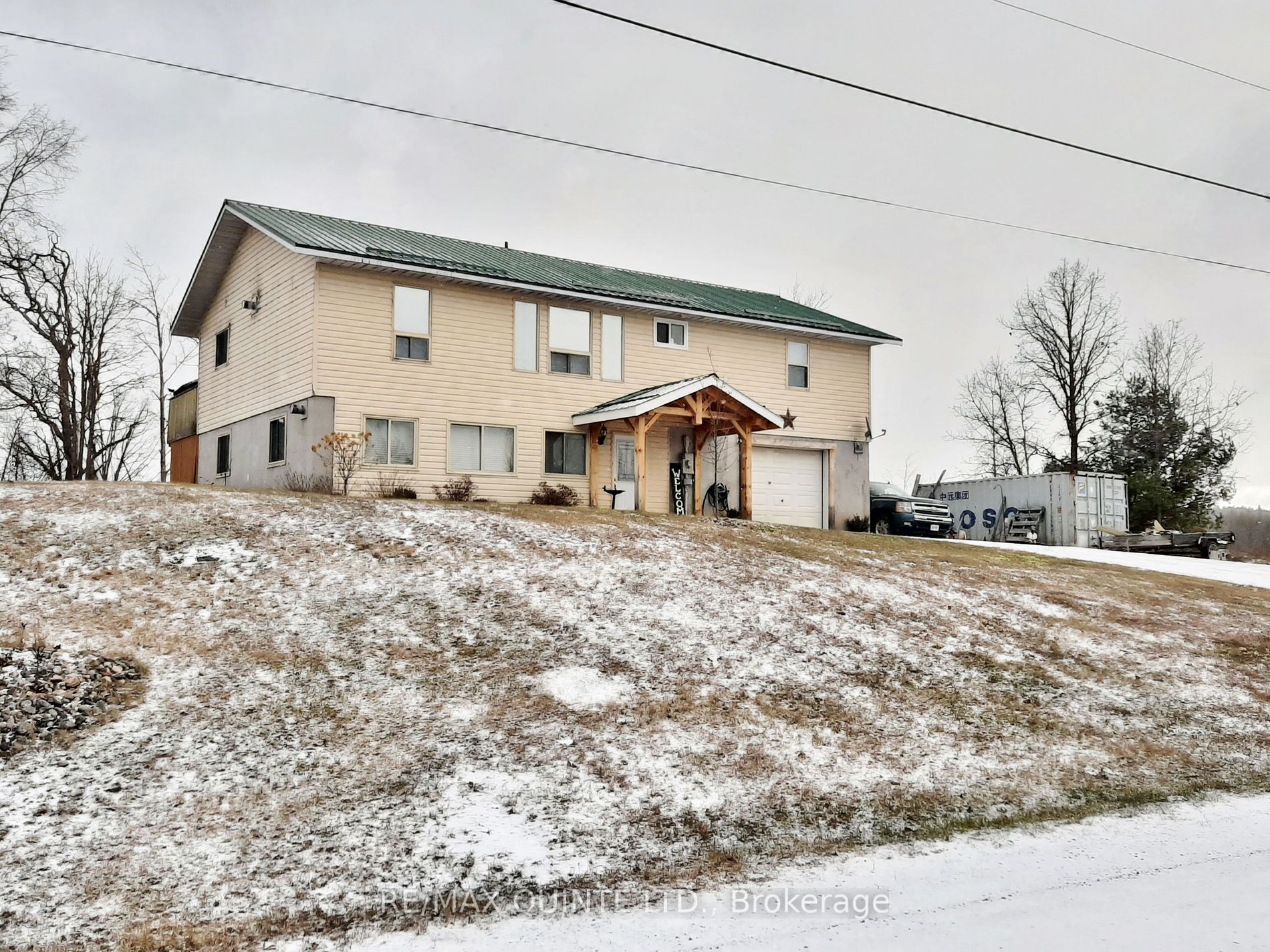 180 Skootamatta Lane