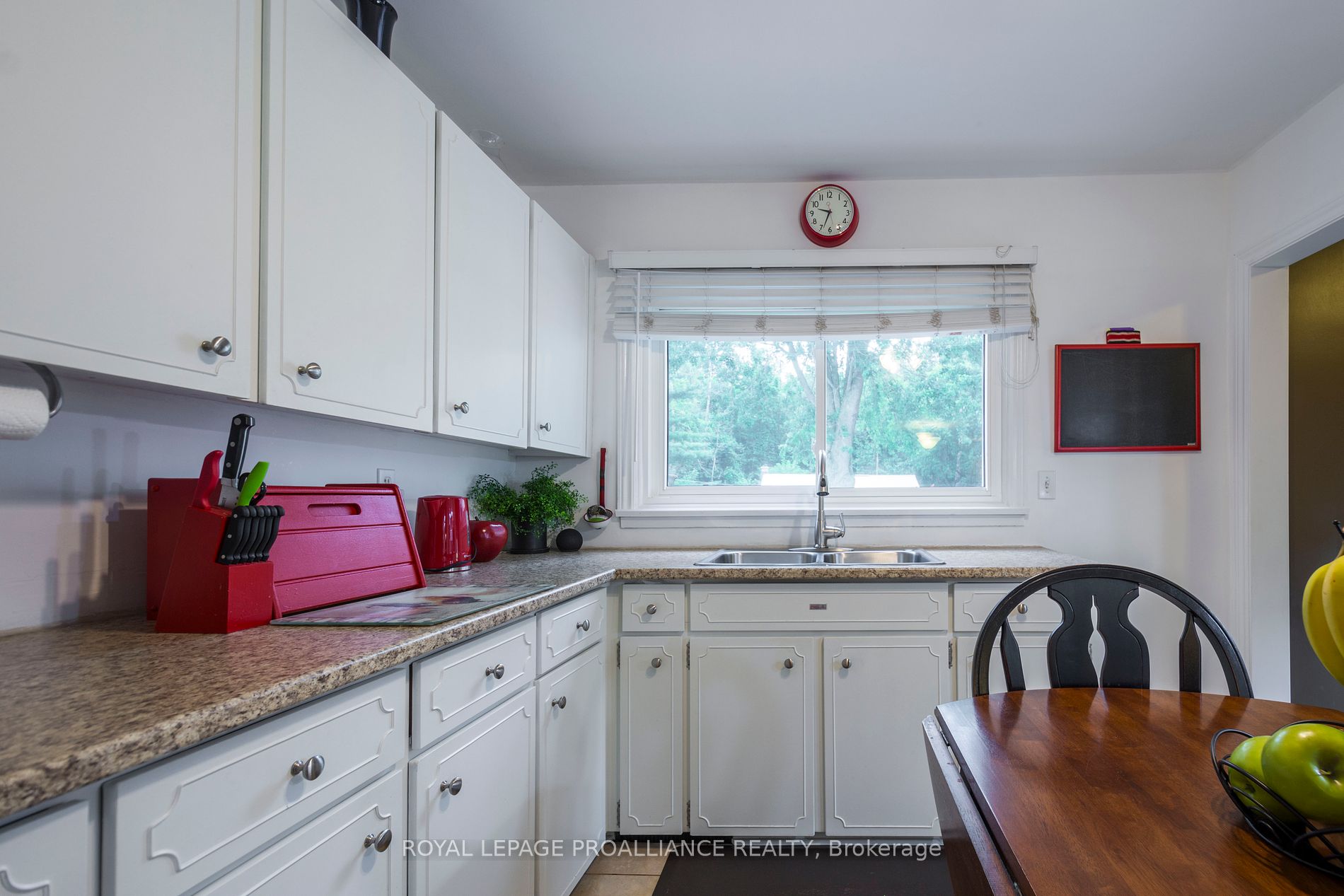 190 Gardenville Rd