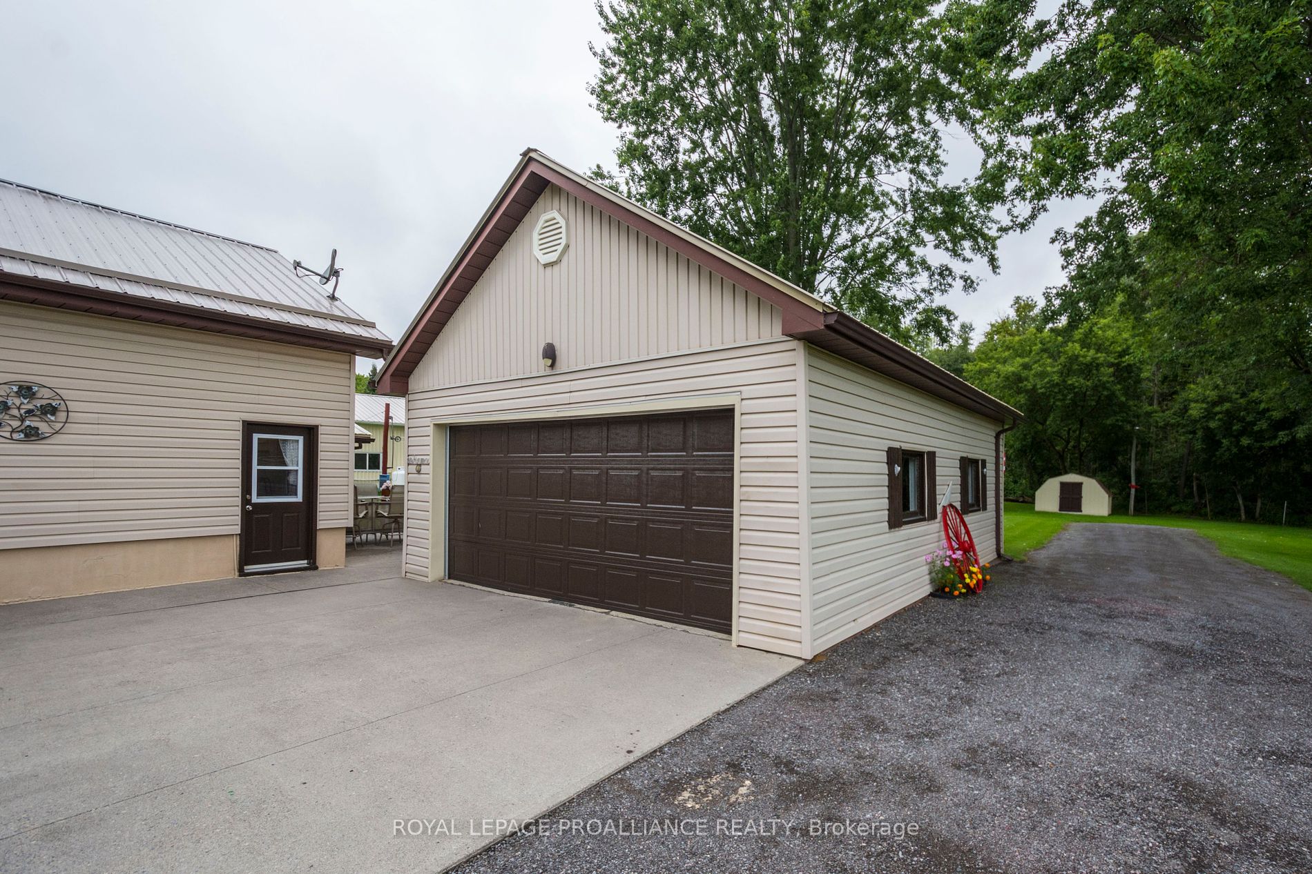 190 Gardenville Rd