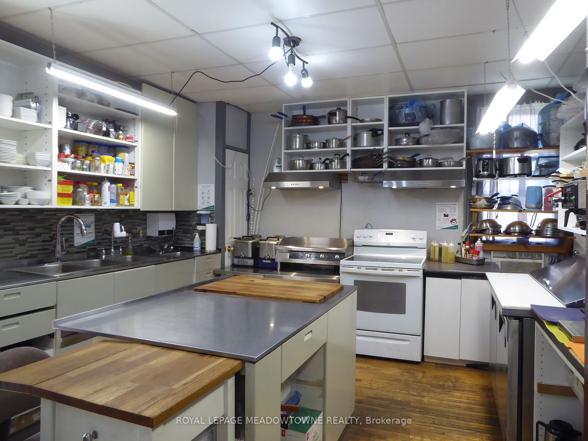 90 Trafalgar Rd