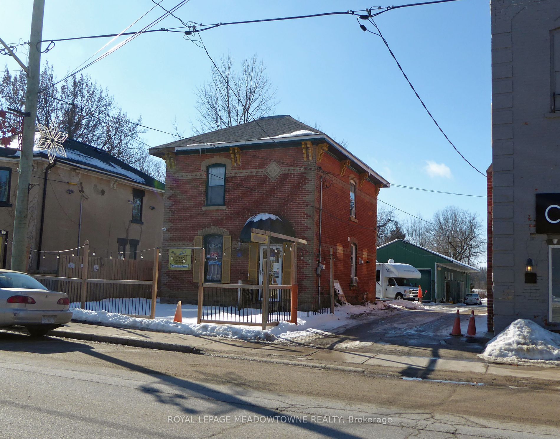 90 Trafalgar Rd