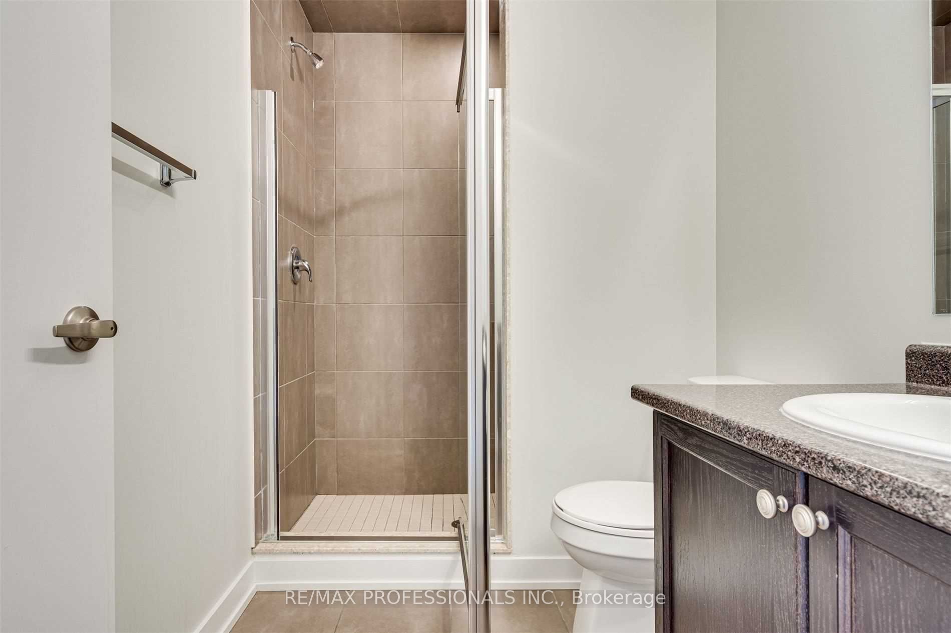 590 North Service Road, #31