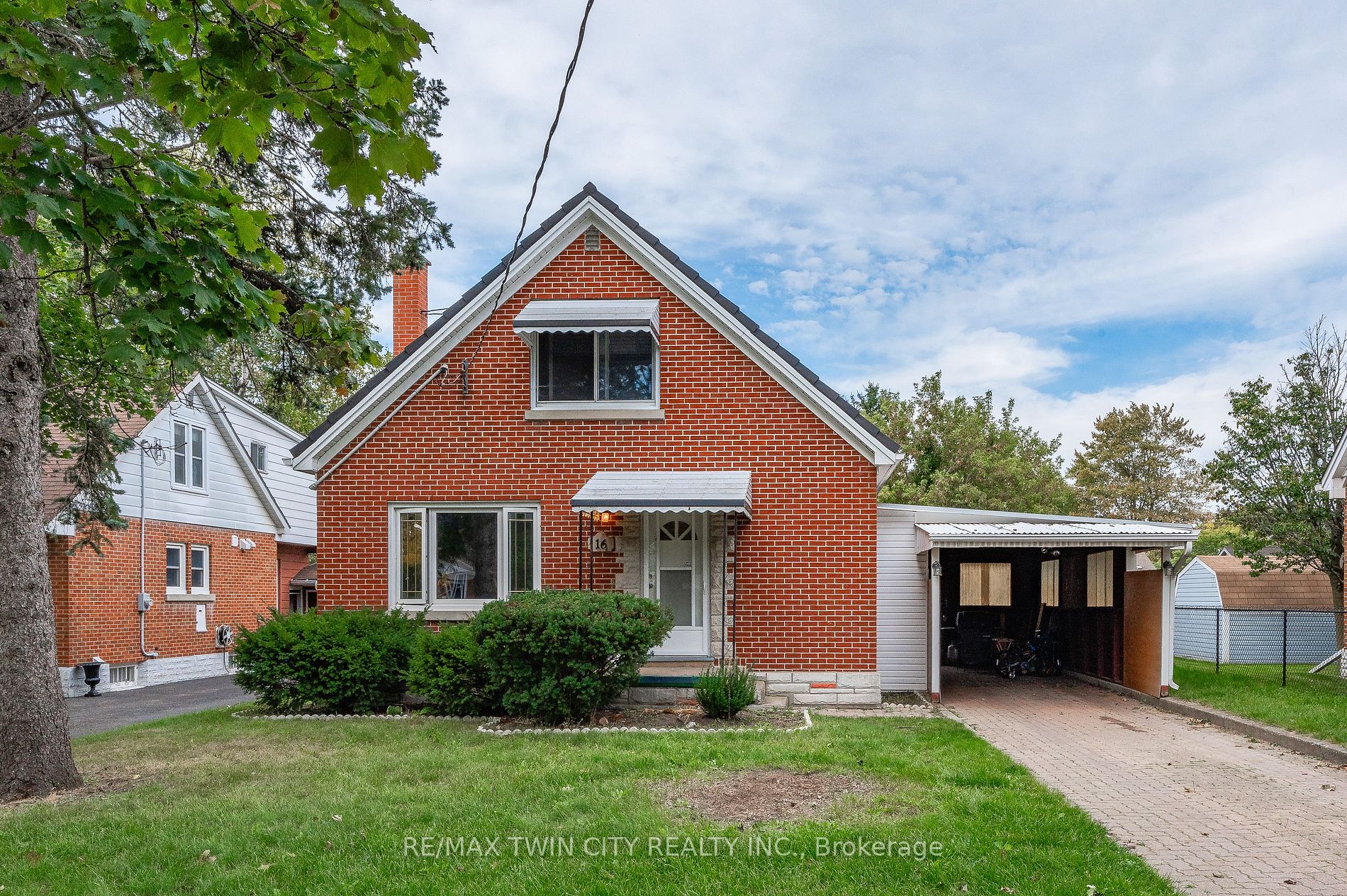 16 LAYTON Street