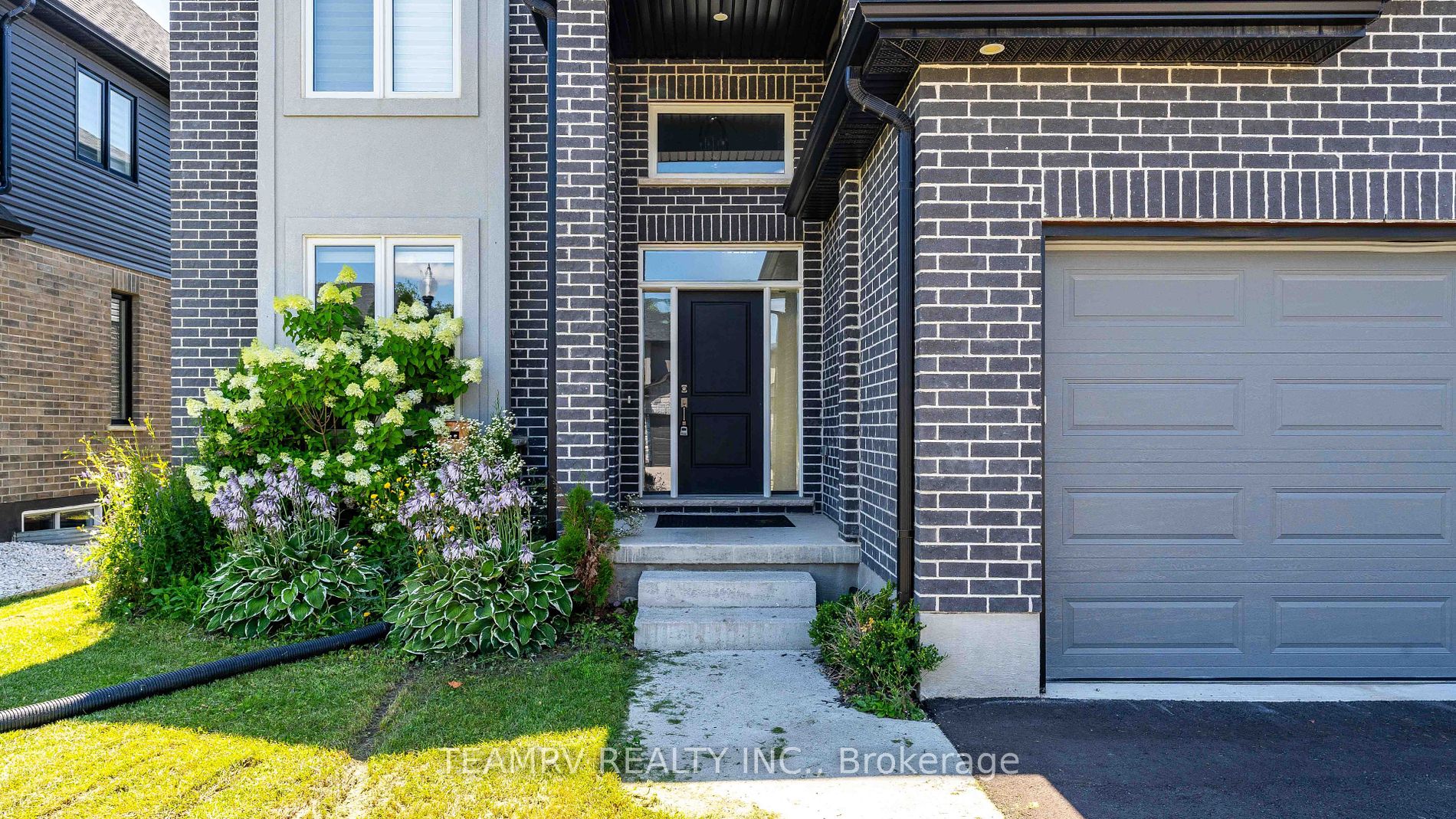 382 Masters Dr
