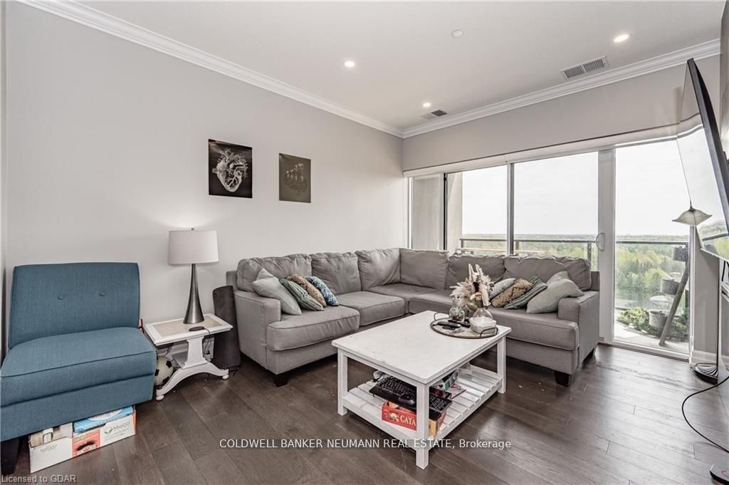 1878 Gordon Street, #1014