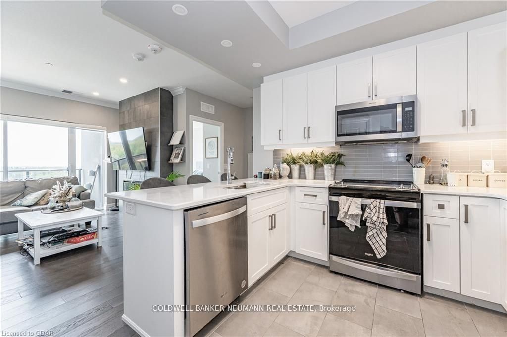 1878 Gordon Street, #1014