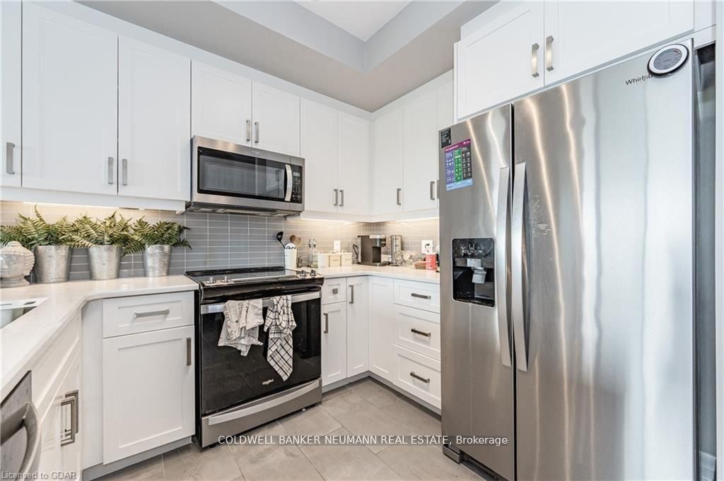 1878 Gordon Street, #1014