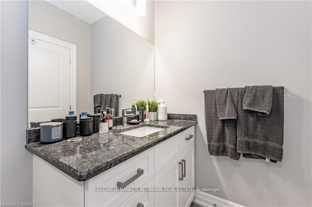 1878 Gordon Street, #1014