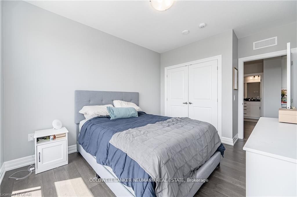 1878 Gordon Street, #1014