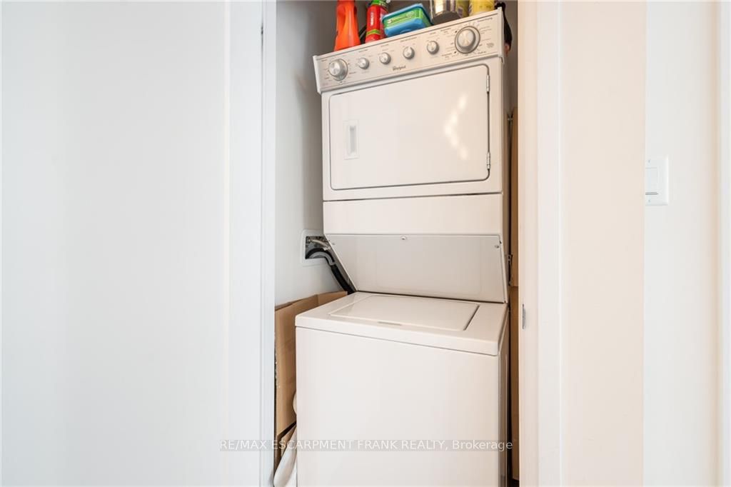 10 Concord Pl, #516