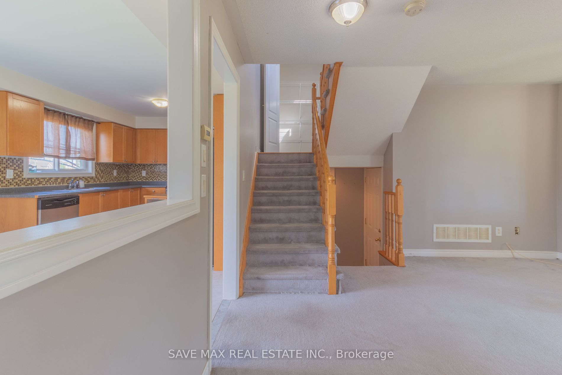 415 Orvis Crescent