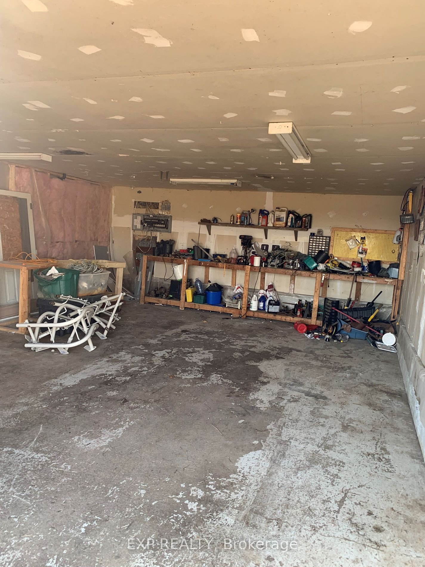 3543 Harwood Rd