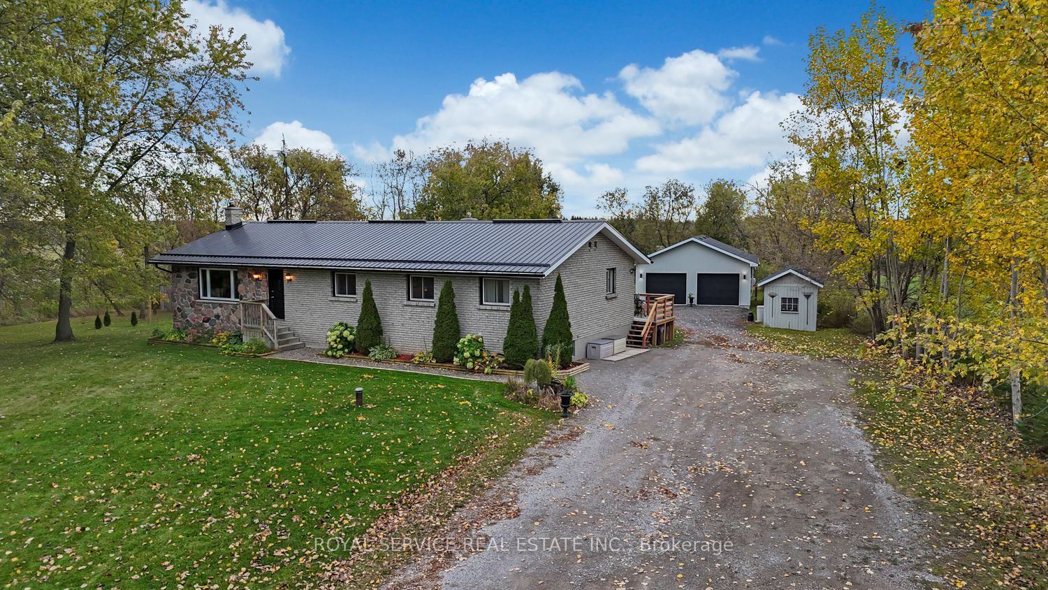 1012 Pigeon Lake Road