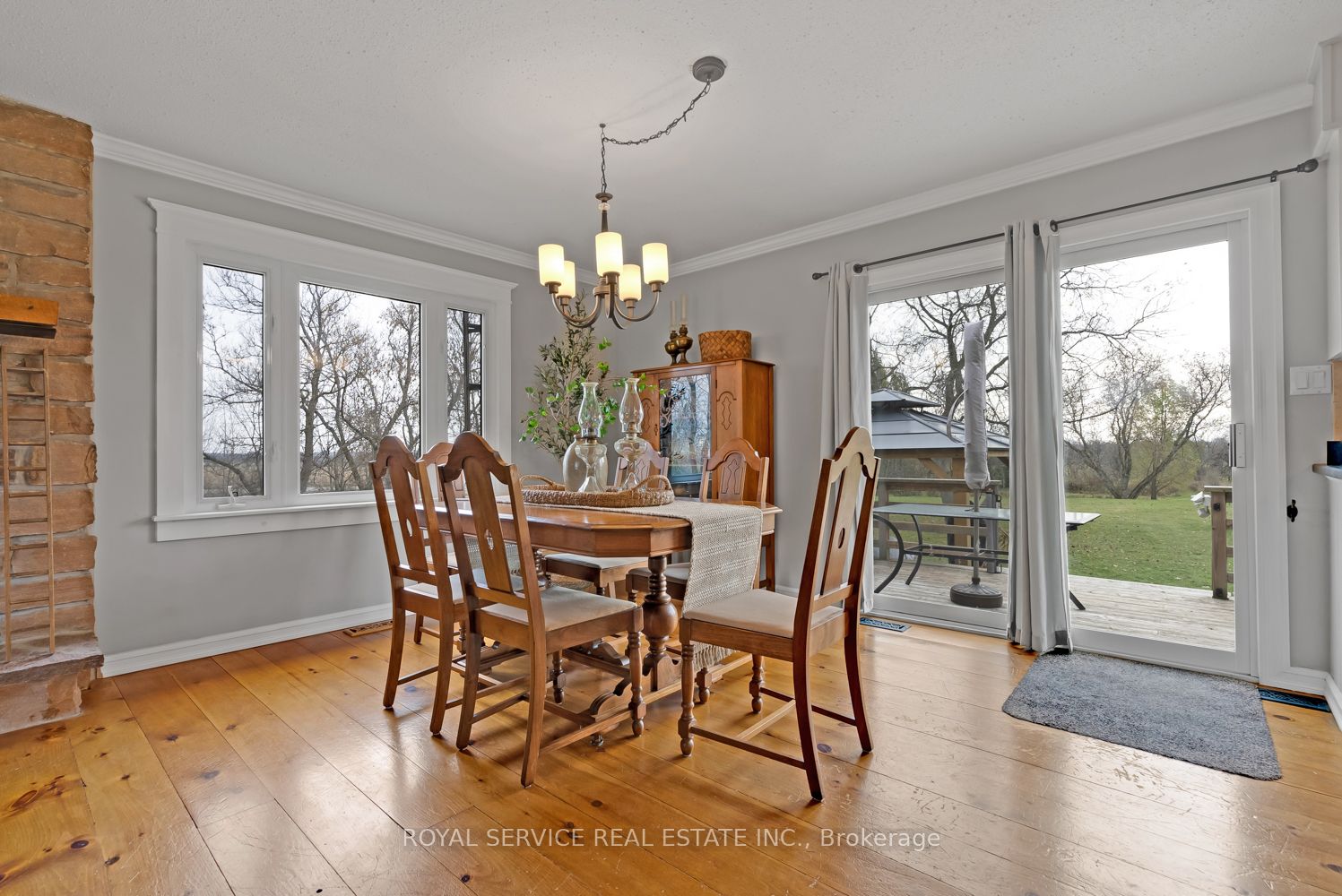 1012 Pigeon Lake Road