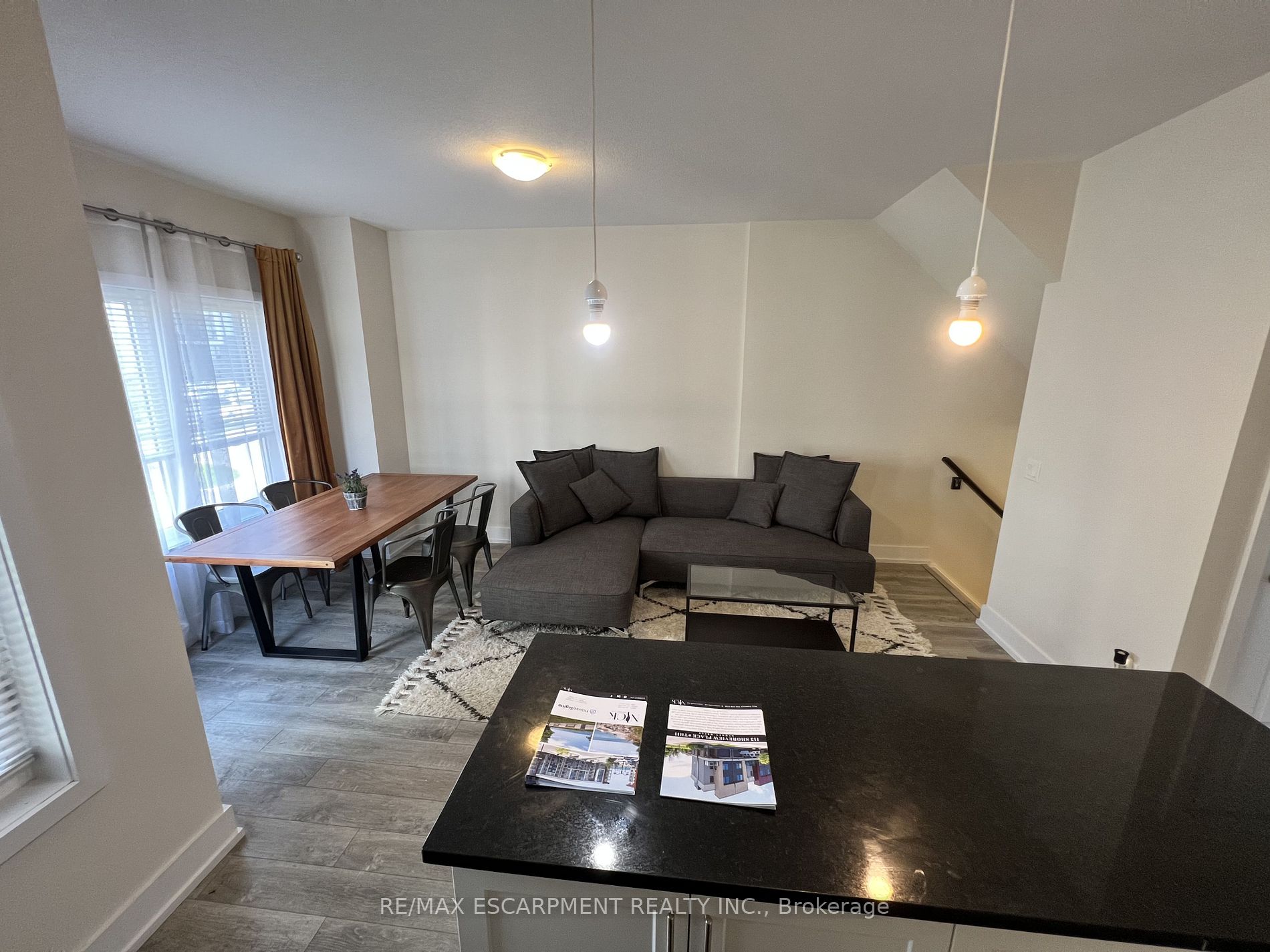 115 Shoreview Place, #Th#11