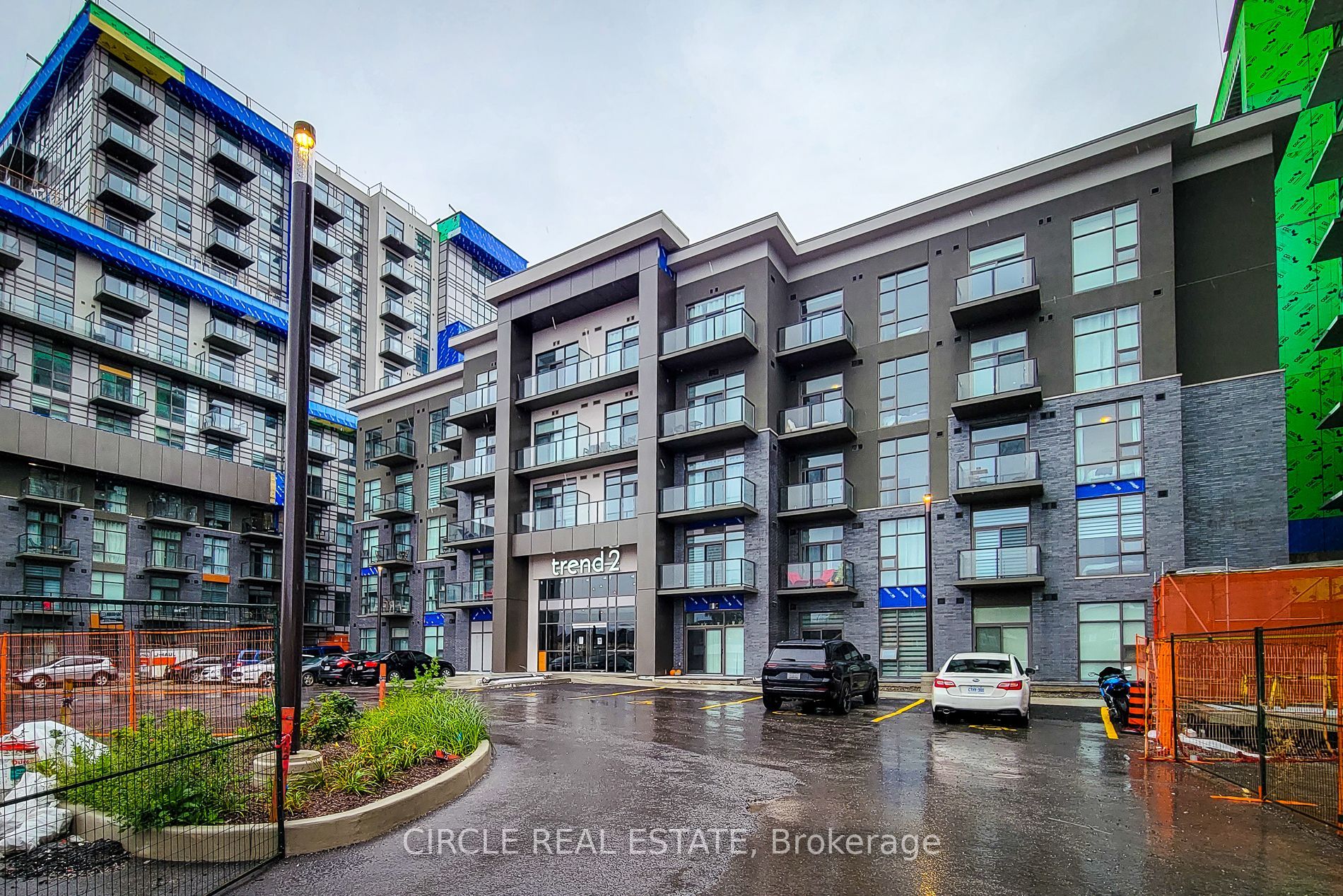 460 Dundas Street E, #102