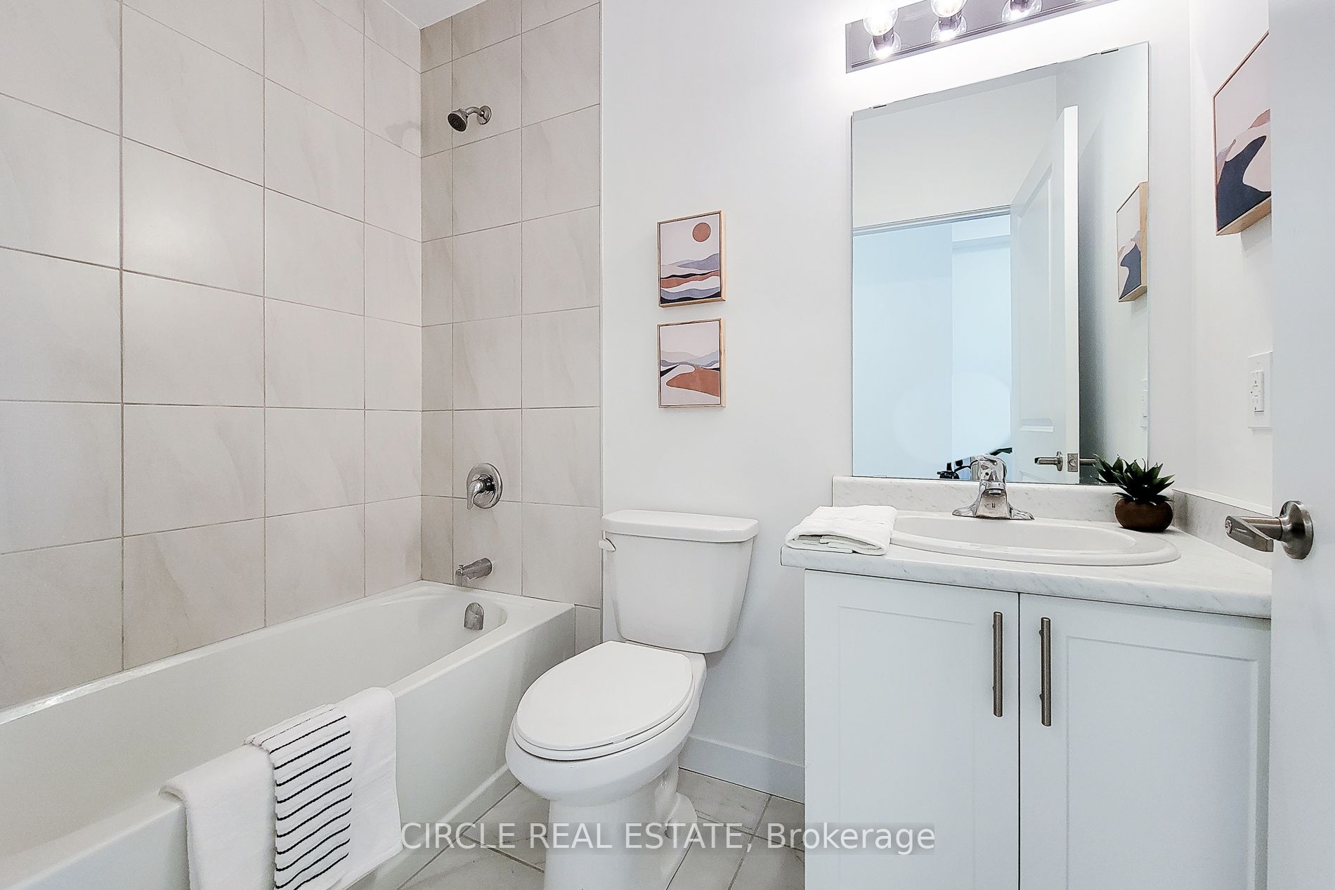 460 Dundas Street E, #102