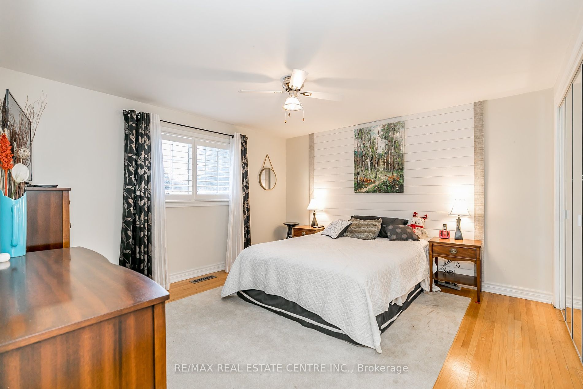 9 Lynda Ave