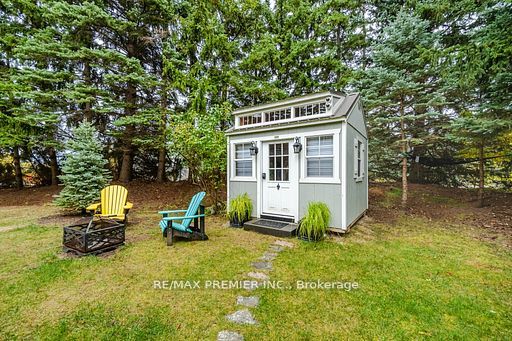 114 Lakeshore Road W