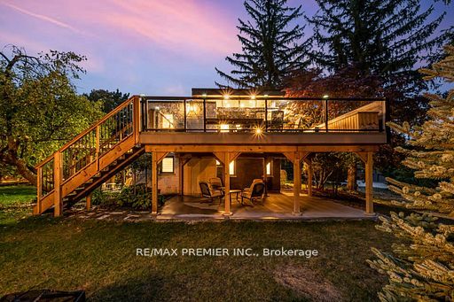 114 Lakeshore Road W