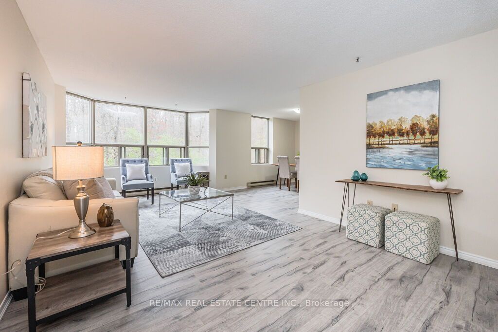 55 Green Valley Dr, #412
