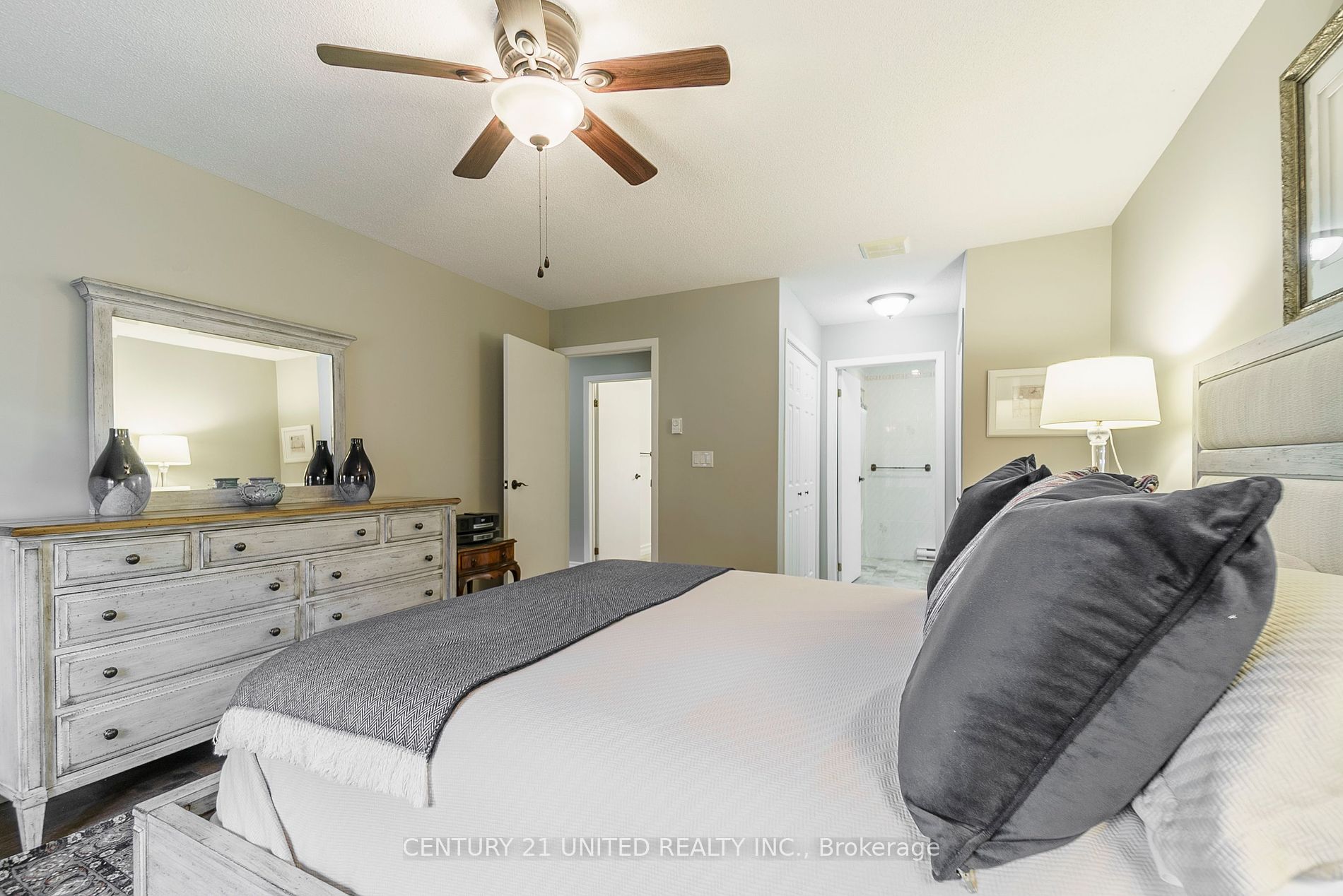 14 Paddock Wood, #8