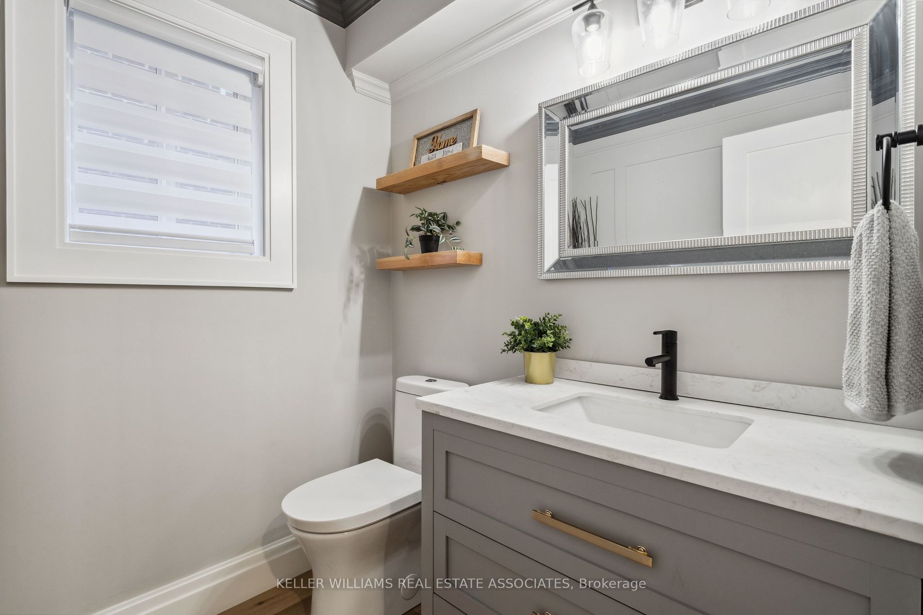 174 Escarpment Dr