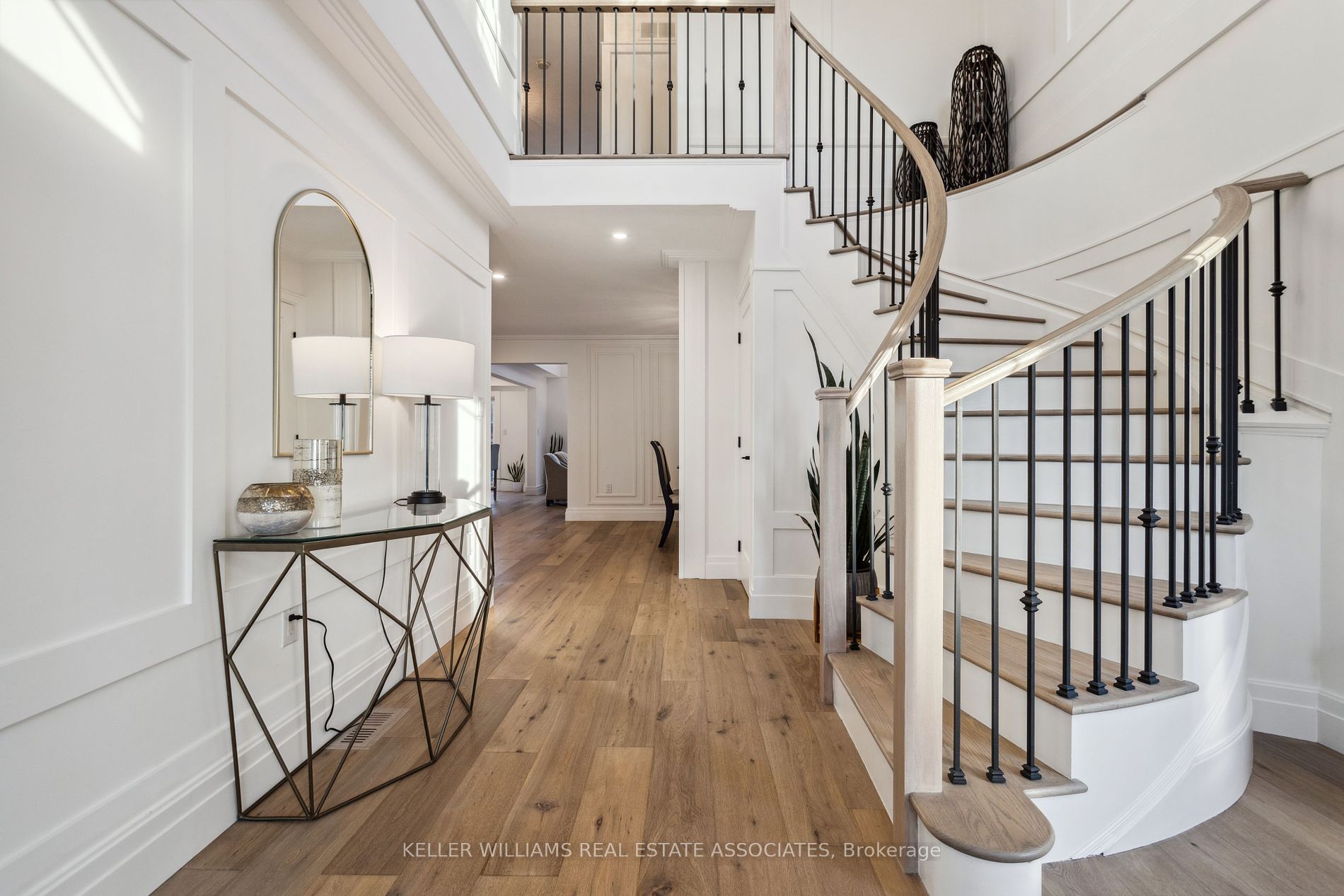 174 Escarpment Dr