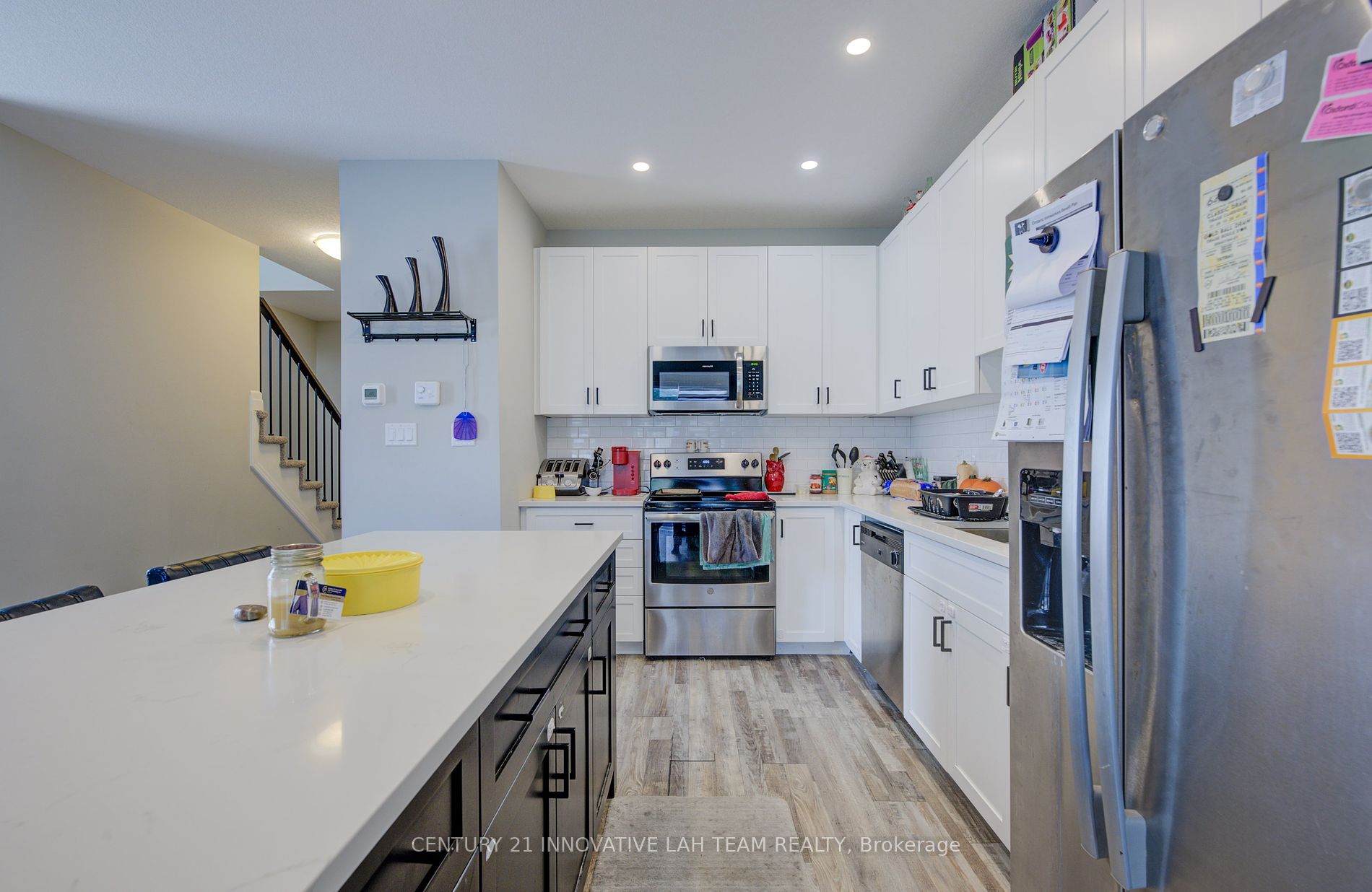 1023 Devonshire Ave, #30