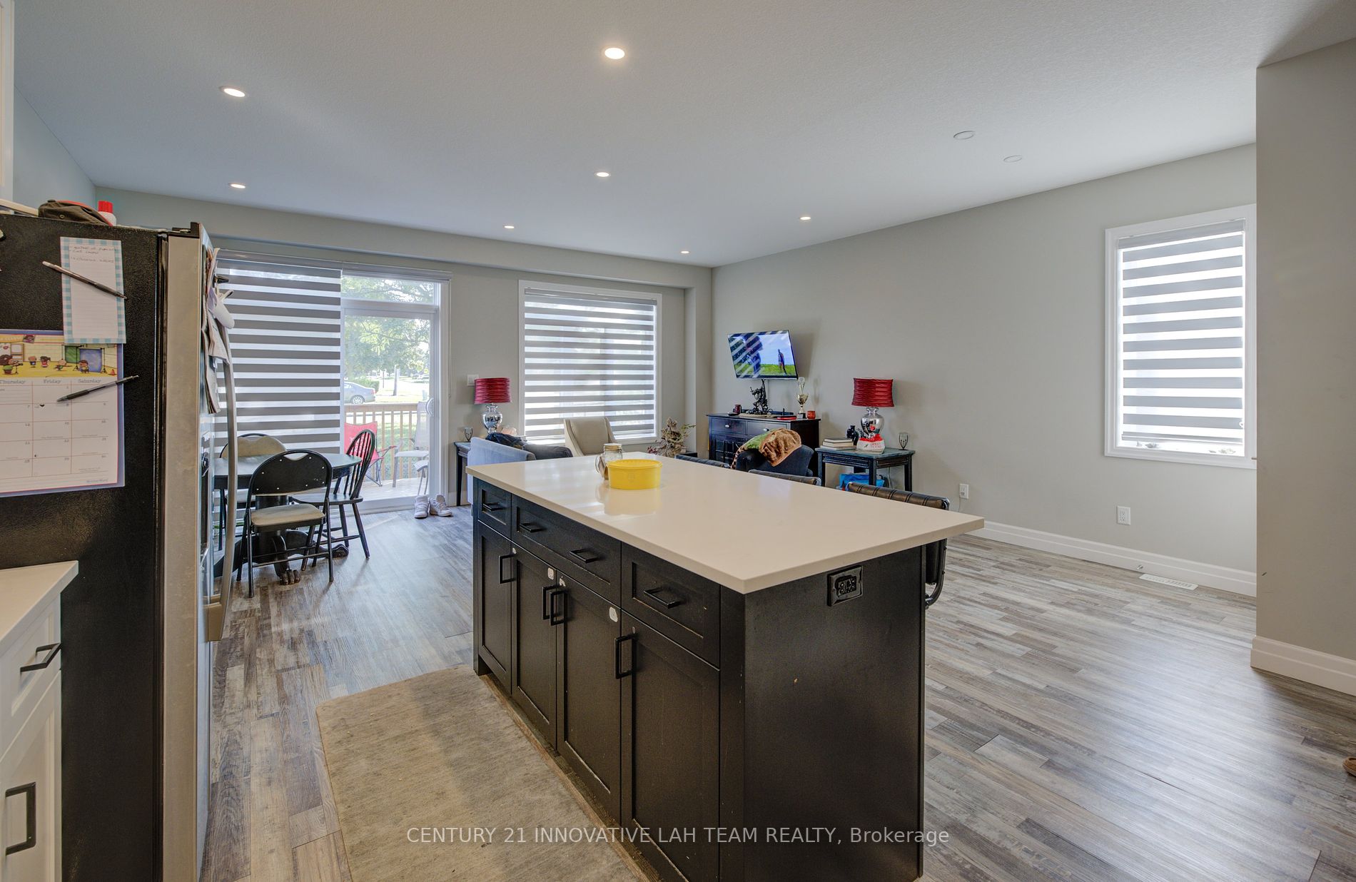 1023 Devonshire Ave, #30