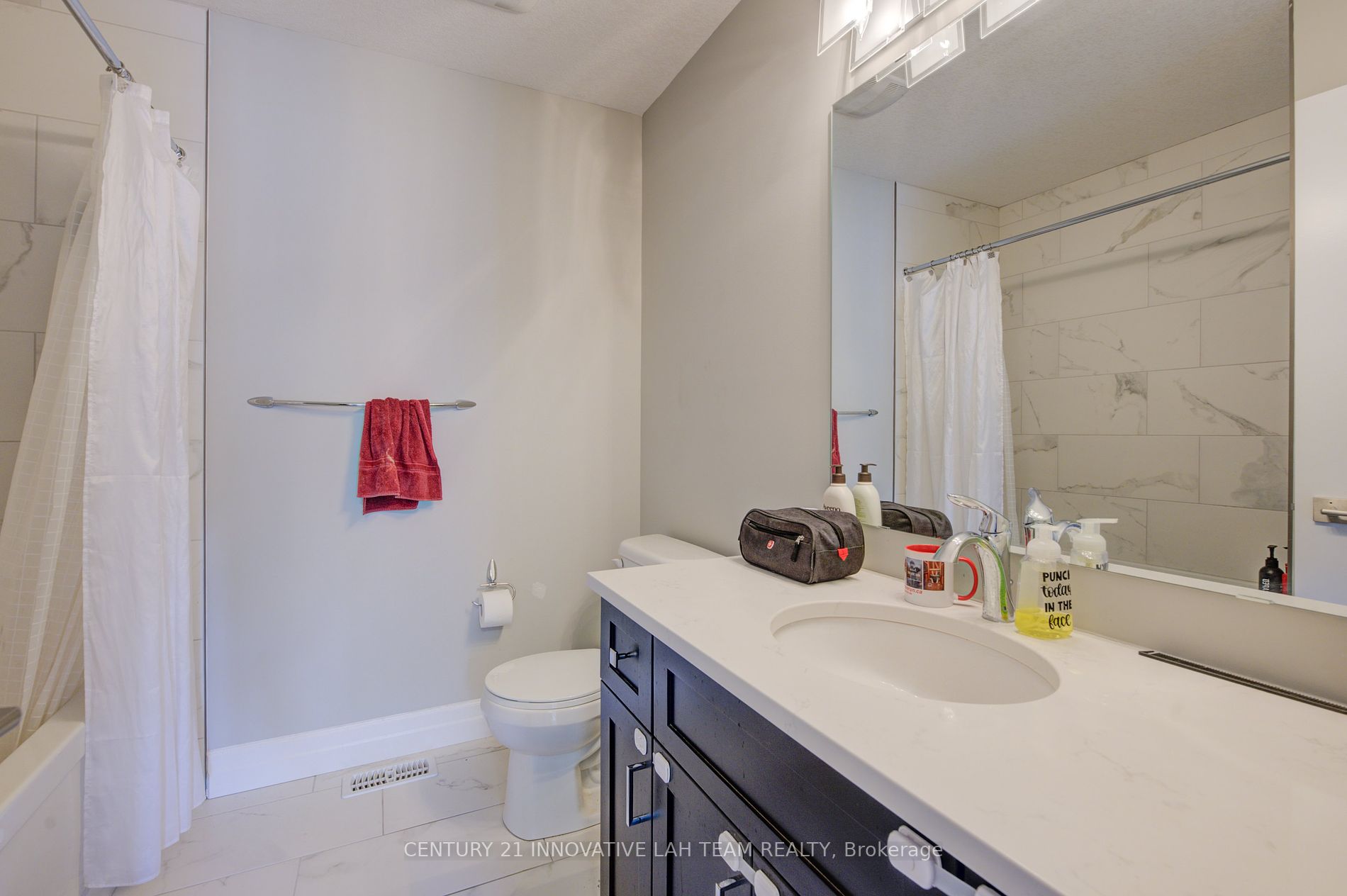 1023 Devonshire Ave, #30
