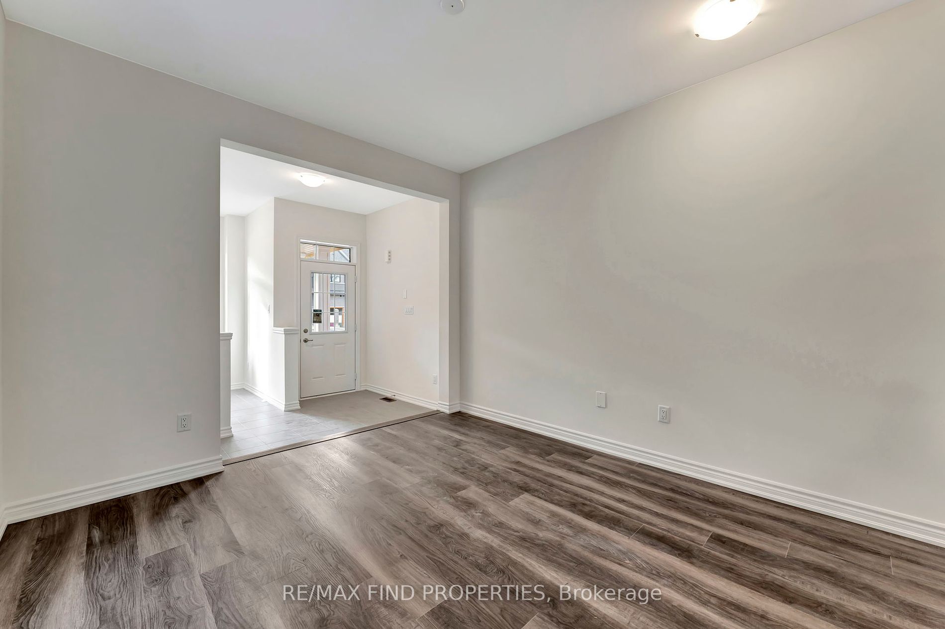 18 Wakeling Drive
