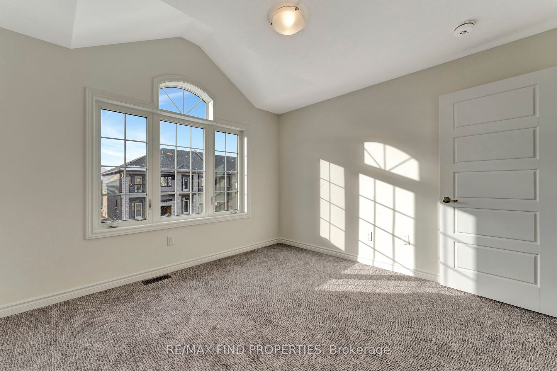 18 Wakeling Drive