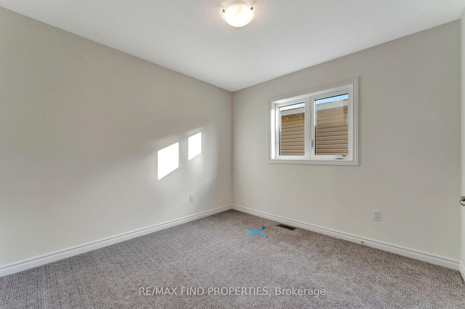 18 Wakeling Drive