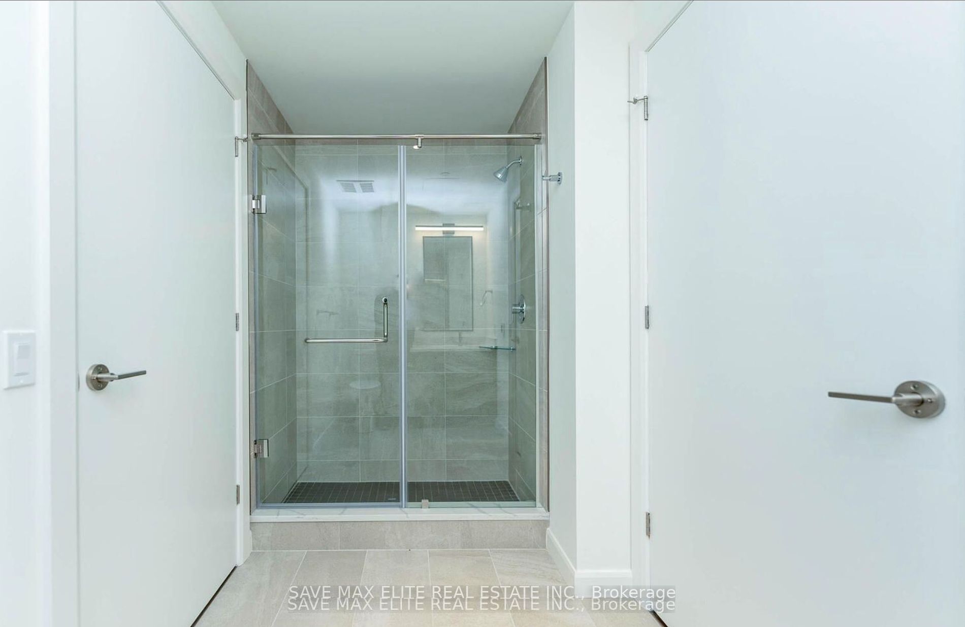 741 King Street W, #301
