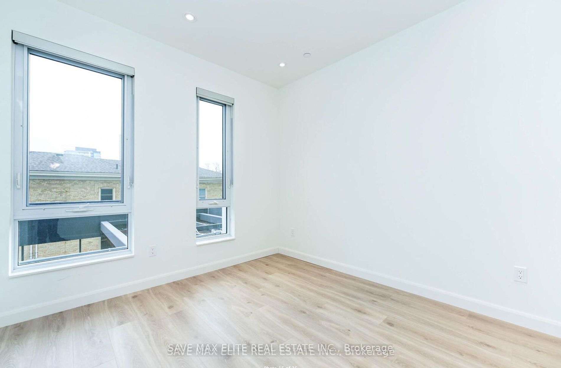 741 King Street W, #301