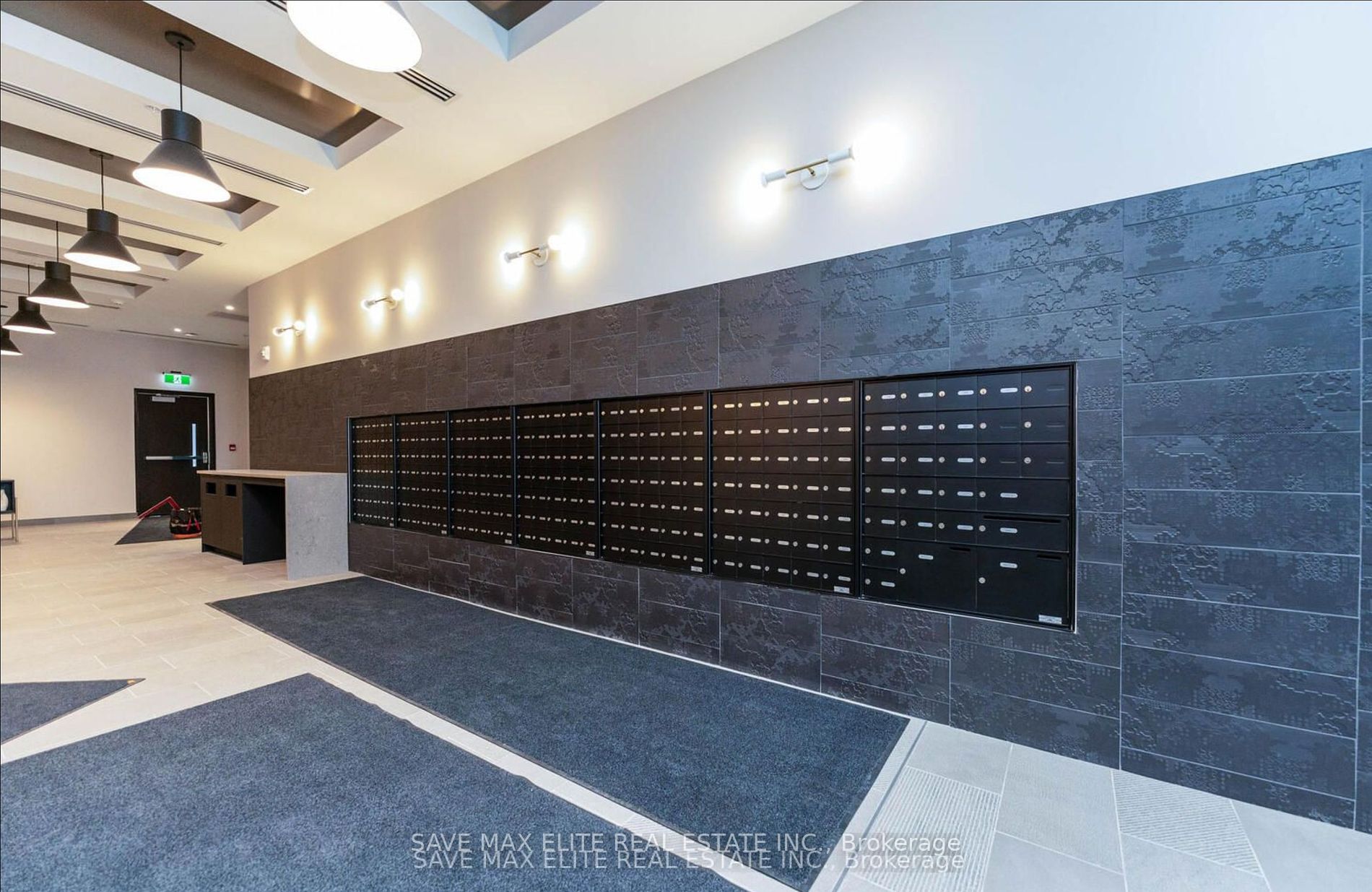 741 King Street W, #301