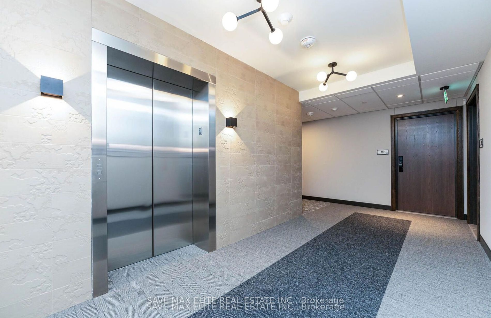 741 King Street W, #301