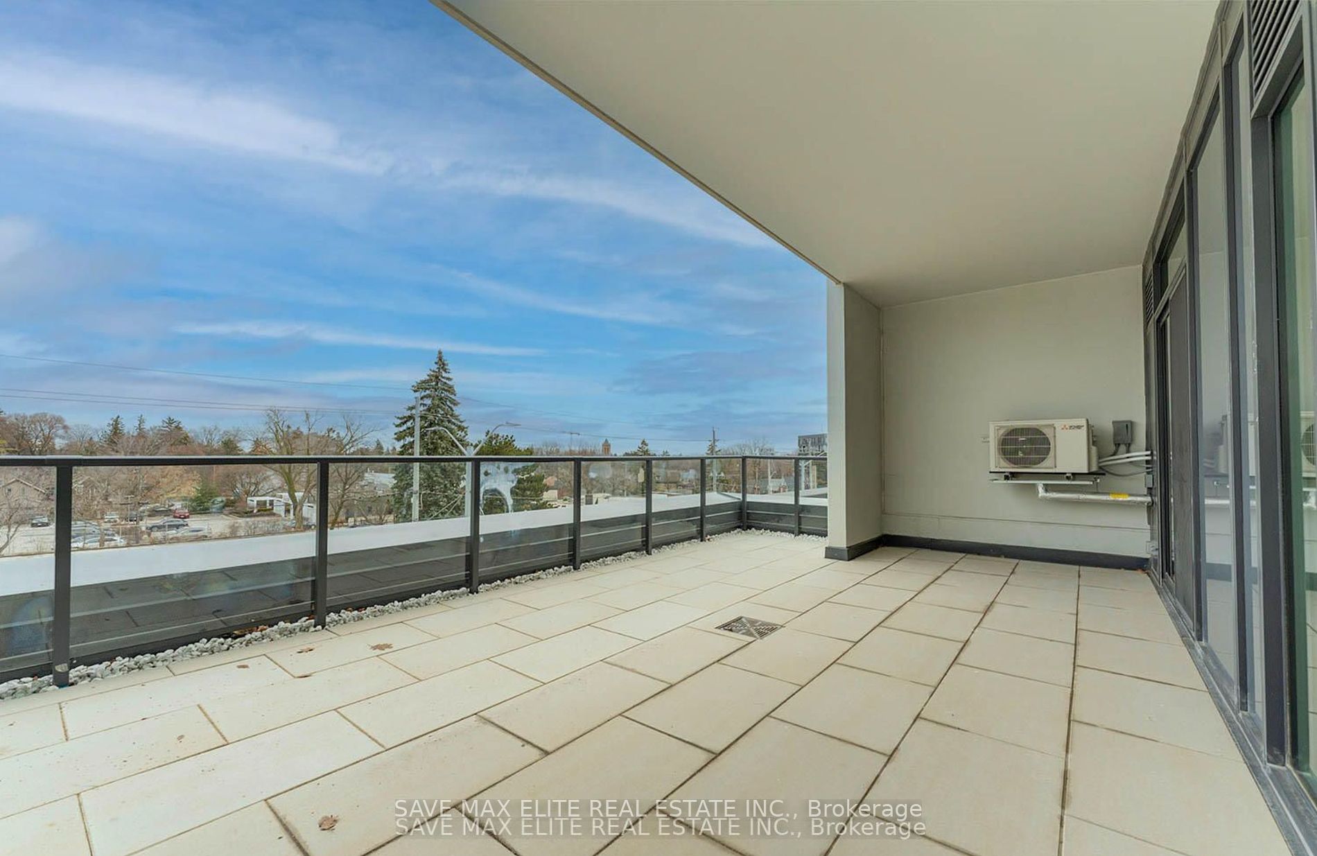 741 King Street W, #301
