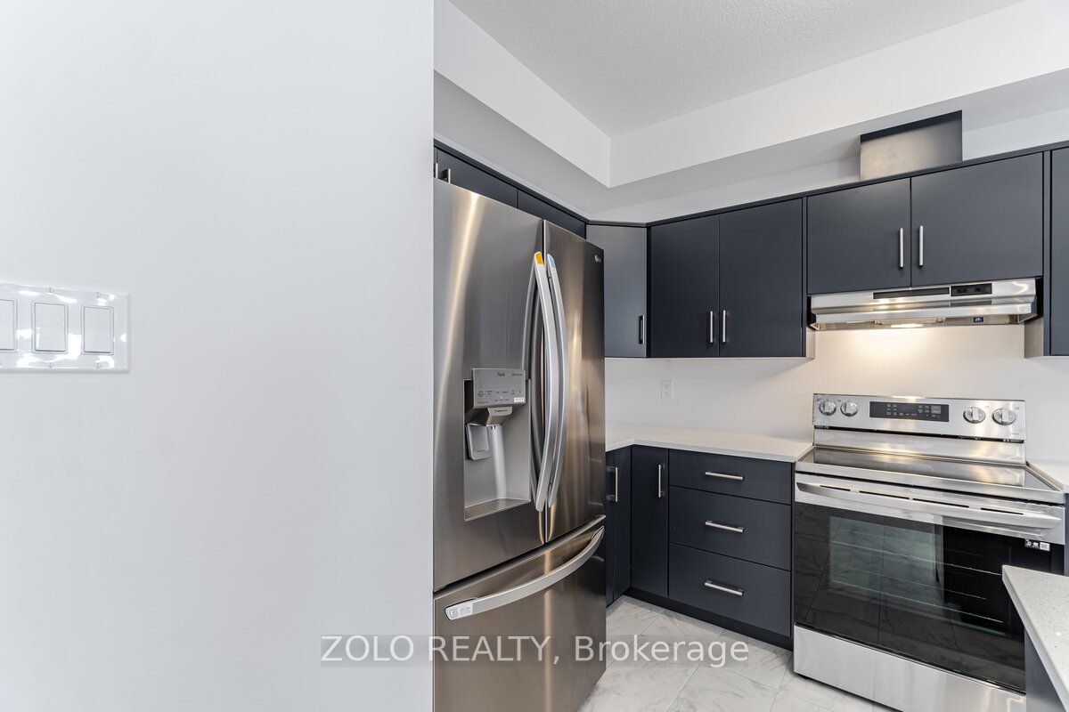 49 Elsegood Dr
